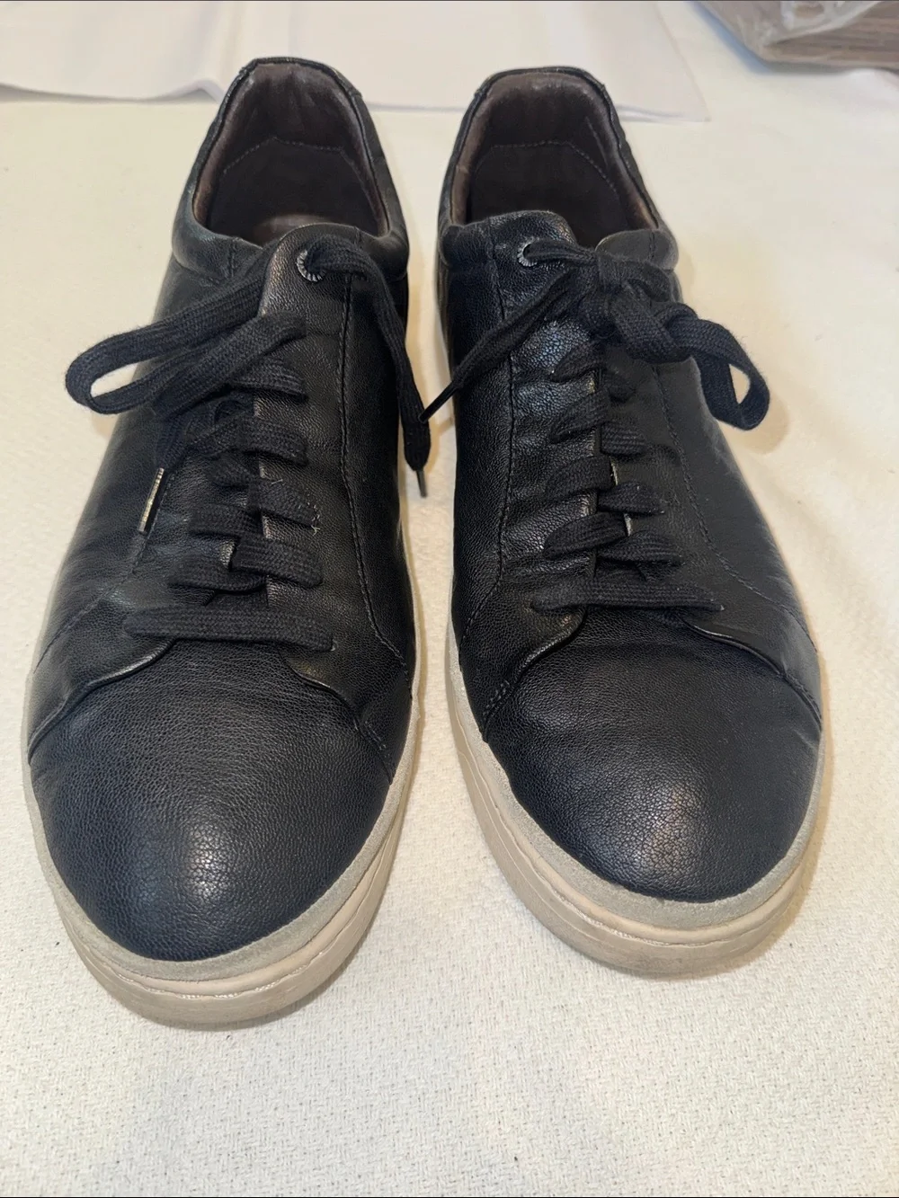 UGG Men's Black Leather Low-Top Sneakers with Tan Logo Tab Size 15